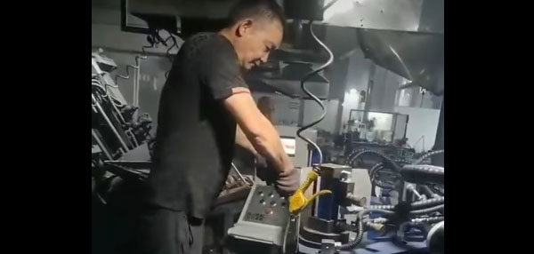 Gravity Die Castin Machine